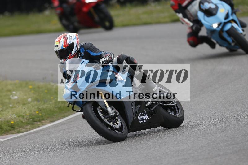 /09 19.04.2026  Caremotion get faster ADR/Gruppe gelb/33